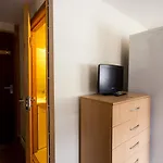 Kilburn Park Apartments