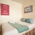 Kilburn Park Apartments