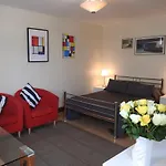 202 Apartments