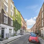 Marylebone High Street Apartment
