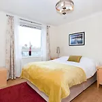 Kilburn High Road Rooms