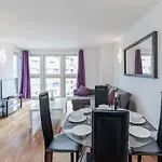 Excel Apartment For Business Travellers