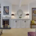 Veeve - Style In Wimbledon