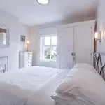 Veeve - Style In Wimbledon