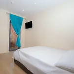 Studio In Seven Sisters