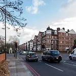 Luxury Battersea Park Home With Stunning Views