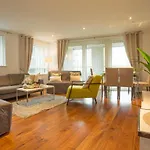 Dockside Walk Suite - Canary Wharf