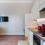 Apartment Gloucester Gardens