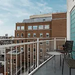Stylish New Flat Near Mayfair & Piccadilly Circus!