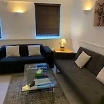 The Elegant Mayfair