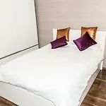 Paddington Deluxe Apartment