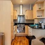 Camden Apartment A/Apartment