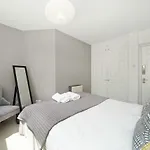 2 Bed Cosy Apartment In Central London Fitzrovia Free Wifi By City Stay Aparts London