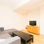 Primestay Baker Street Residences