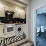 Stylish Apartment,12 Minutes From Oxford Street,Central London,Ac,Wifi!