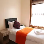 Hr Accommodation