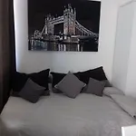 Studio On The River Thames