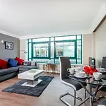 2Bed 2Bath Apartment In Fitzrovia - Free Exclusive Parking