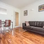 Superb Central Modern 3Bed 2Bath, Trendy Fitzrovia W1 By Oxford Street With Lots Of Local Info Provided