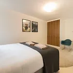 Luxury Finchley Rd Apartments