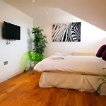 Acorn - Byng Place Apartments