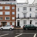 Gloucester Terrace By Lime Street