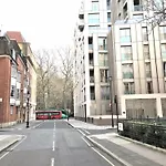 Westminster Studio Apartment