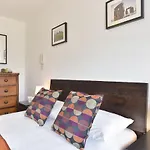 Farringdon Superior Apartments