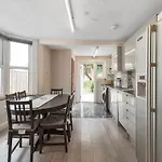 89 Mayes Road
