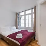 Essel House Oxford Street Apartment
