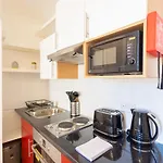 Modern 1 Bed Studio Flat In West Kilburn By Queen\'S Park For 2 People
