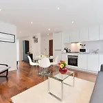 Tower Bridge City Apartments
