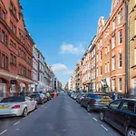 Stylish Mayfair Penthouse Next To Hyde Park