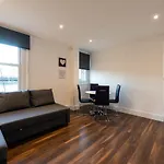 Parkside London Apartment