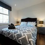 Parkside London Apartment