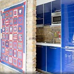 A Home To Rent - Boutique Apartment