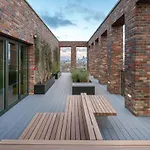 Modern 2 Bed Sleeps 6 W/Gym & Balcony In Southwark