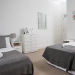 TLK Apartments&Hotel - Beckenham Junction