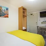 Oyo The Greenland Hotel