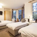 Oyo The Greenland Hotel