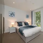 Deluxe Central London Apartment