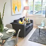 Heathrow Apartments By Manhattan