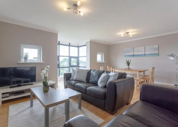 Modern 1 Bedroom Stunning View of Thames