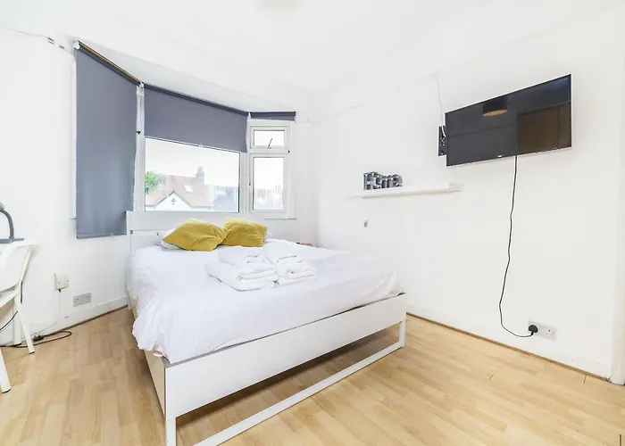 Tooting Bec Rooms At Lingwell By Dc London Rooms