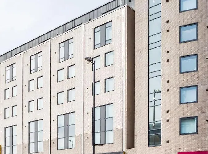 Chapter Highbury I In London