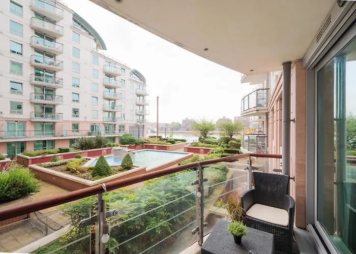 Riverside Balcony Apartments, 10 Minutes From Oxford Circus