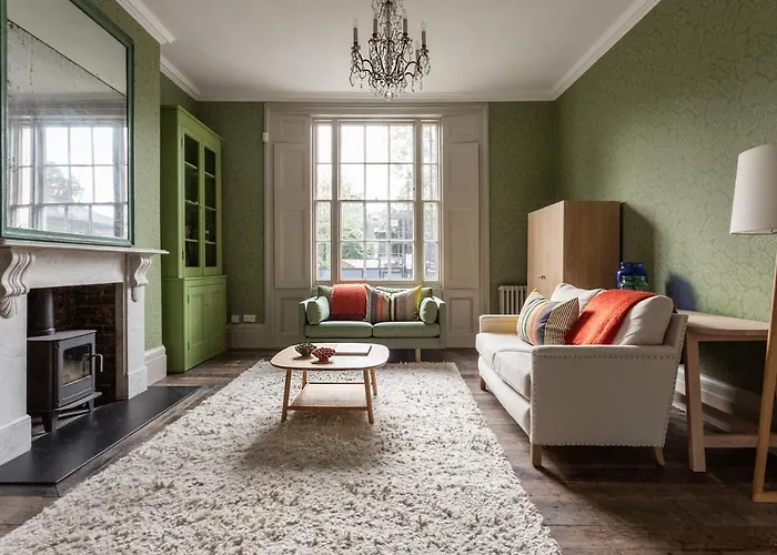 Canonbury Park North II By Onefinestay