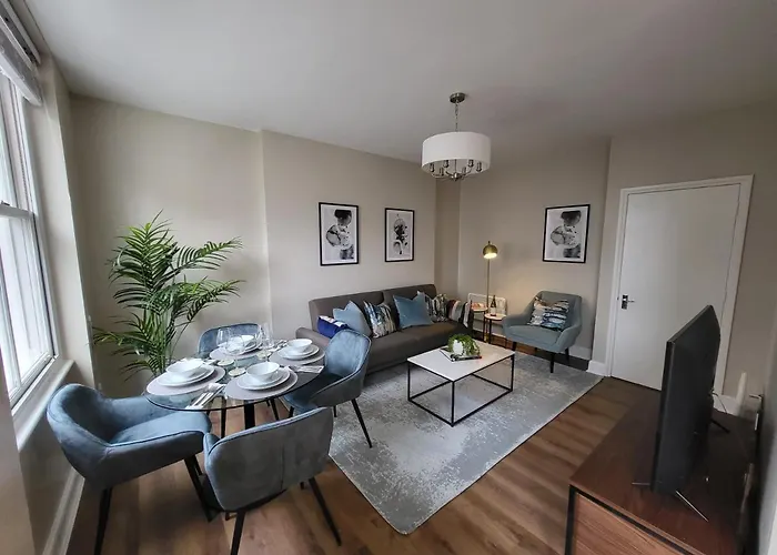 1 Bed Apartment Russell Square