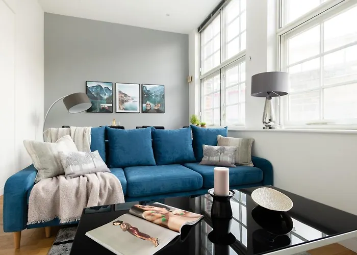 Modern And Spacious 3 Bed Apt Next To The Shard