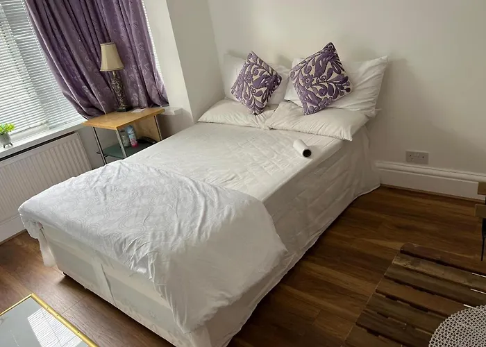 Lovely Studio Flat In London